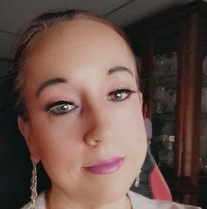 Meet your Posher, Nikki